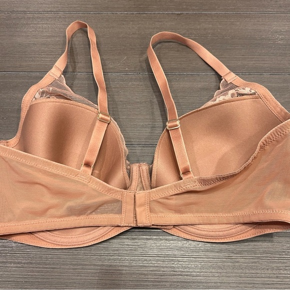 Natori Flora Contour Underwire Bra - Picture 4 of 8